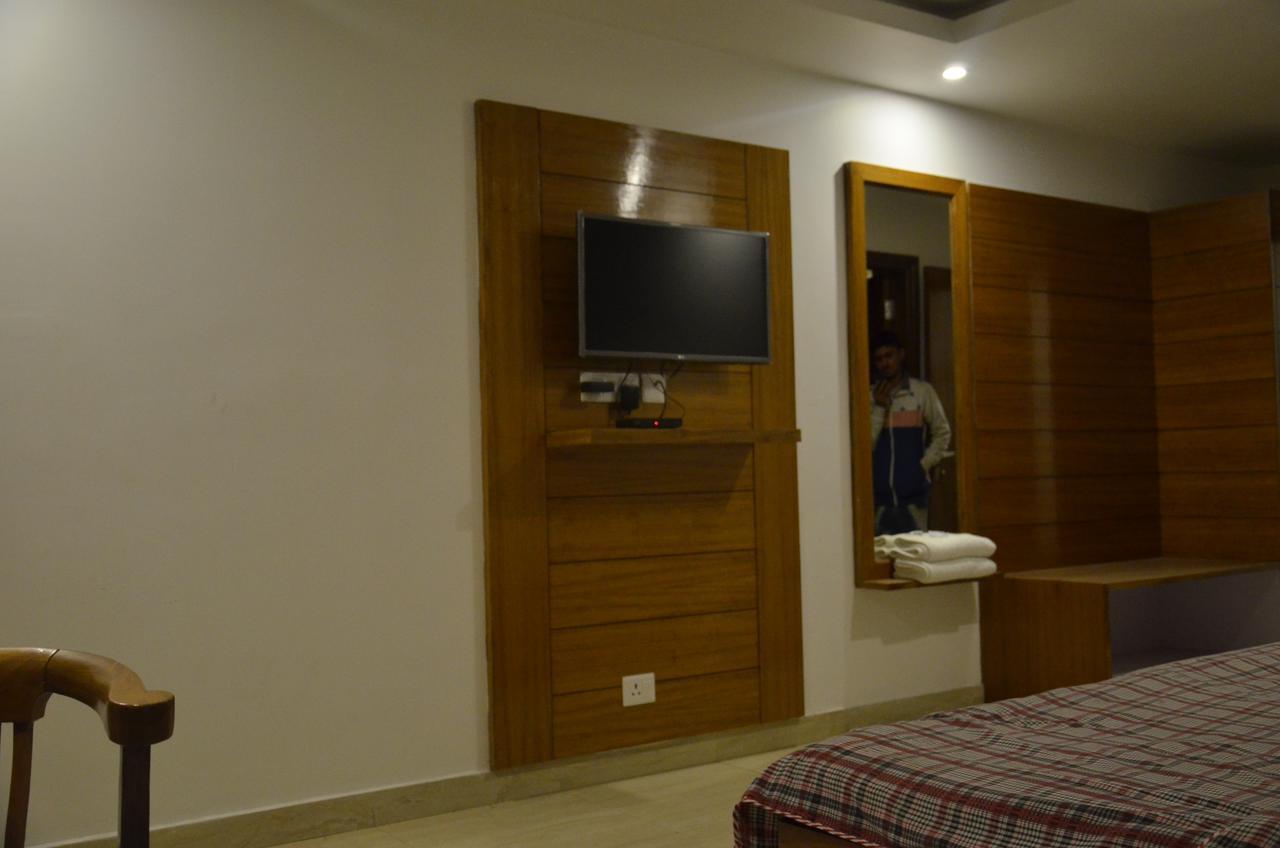 Clarks Hotel มัสซูรี ภายนอก รูปภาพ