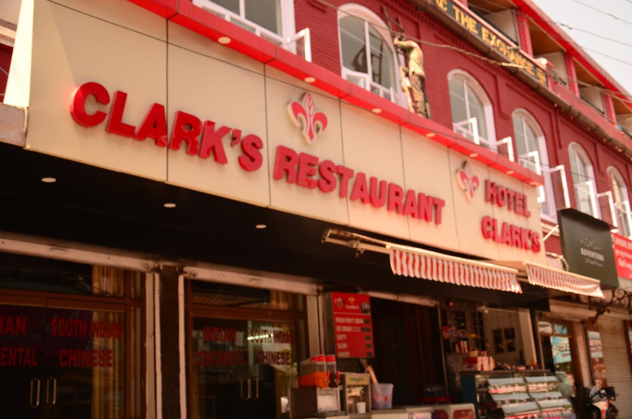 Clarks Hotel มัสซูรี ภายนอก รูปภาพ